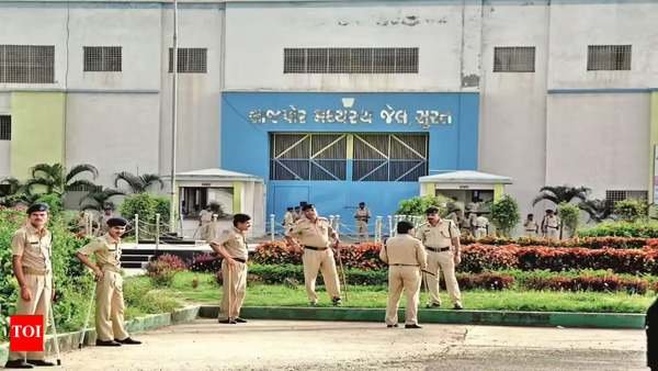 Lajpore Central Jail, Surat: Address, Location, History